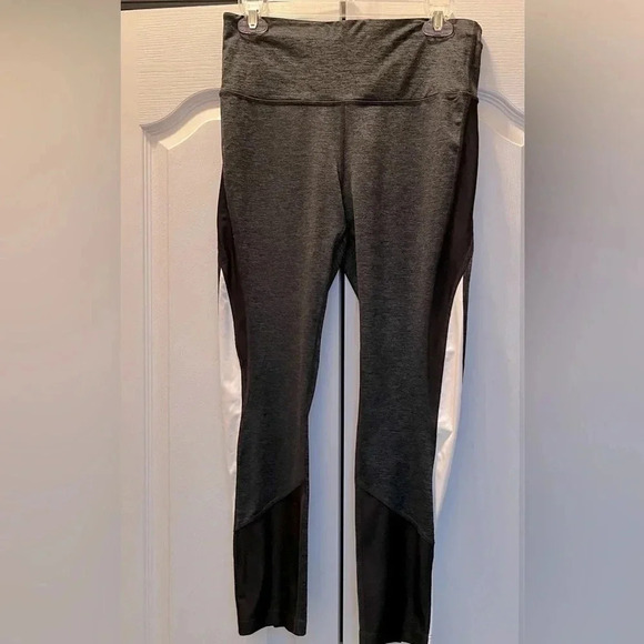Xersion Train Ladies Athletic Leggings, Size Medium - Picture 1 of 5